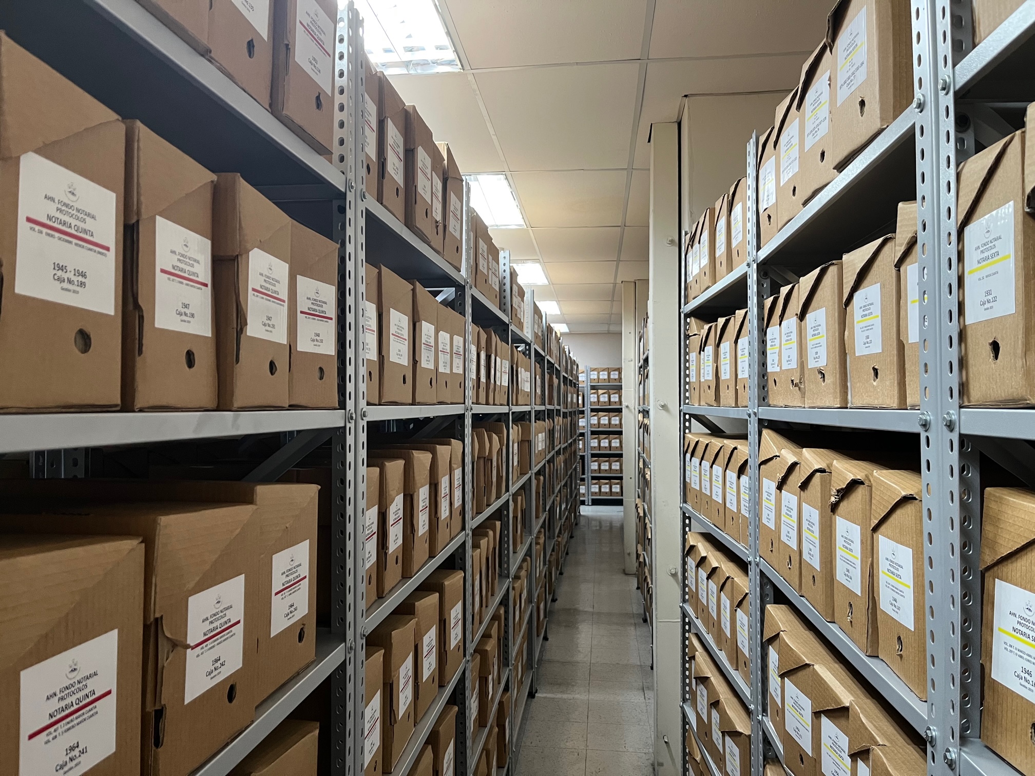 Cambio de mobiliario en el Archivo Histórico Nacional